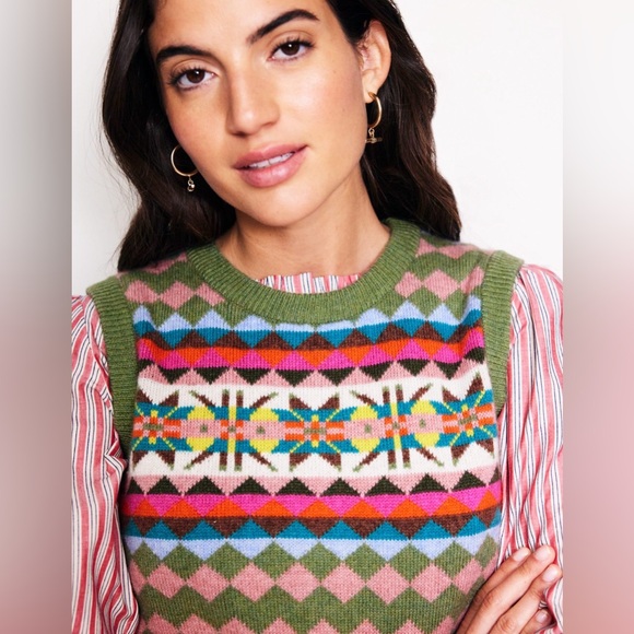 Boden Edie Fair Isle Vest in Green Heritage - Picture 3 of 14
